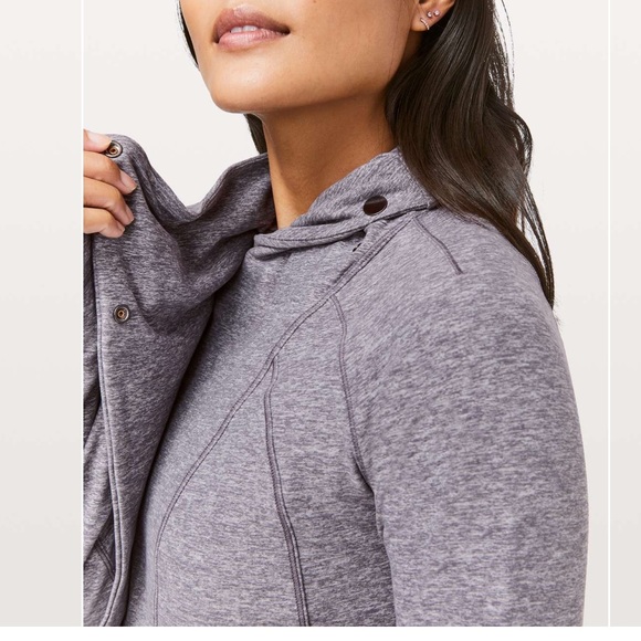 Lululemon Rulu Rally Wrap - Picture 2 of 8